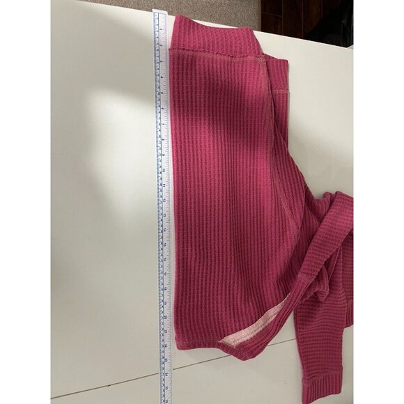 Abercrombie and Fitch Pink V-Neck Women's Cropped Waffle Top - Picture 12 of 14